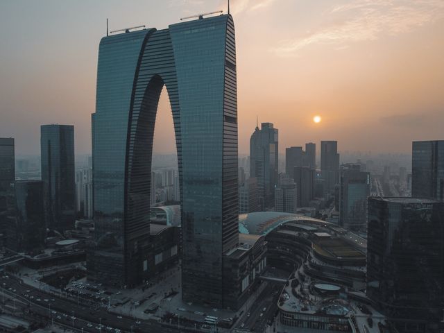 Suzhou from above, The gate of the Orient