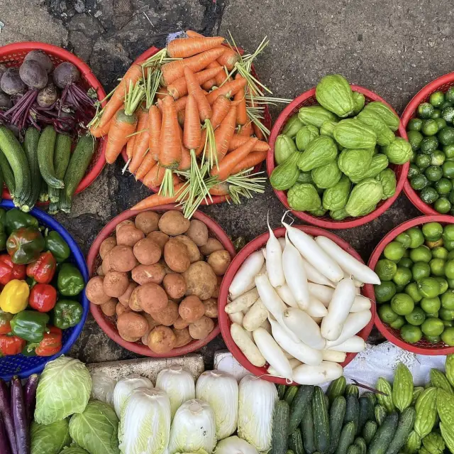 Dalat Market - Dalat, Vietnam 