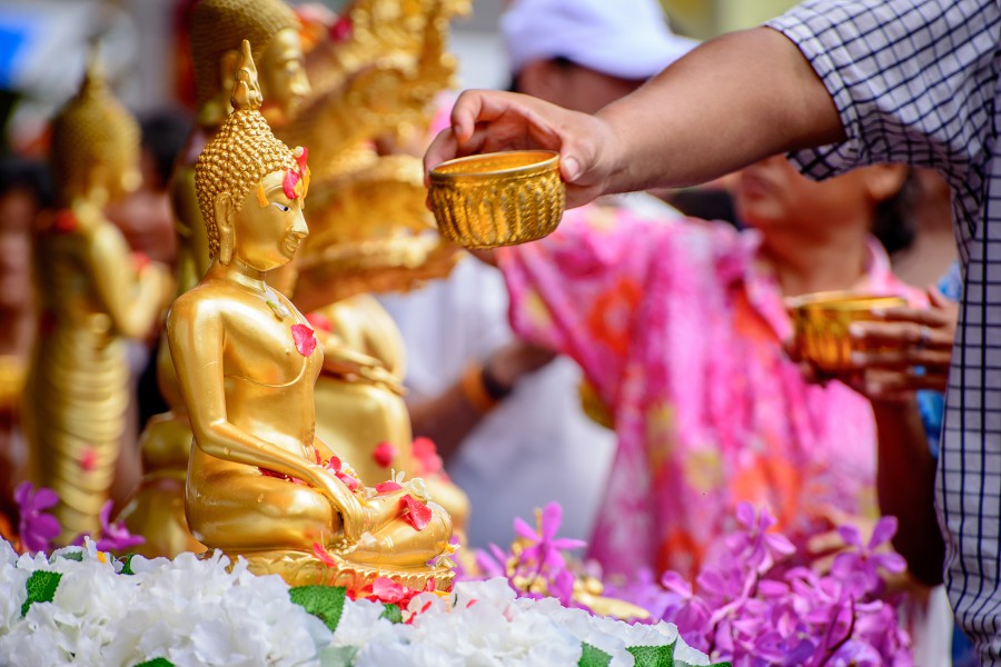 2025 Thailand Songkran Festival Events | Khon Kaen City Center Water Battle | Sichan Road