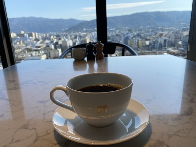 京都で景色と共に味わう限定30食の和食膳