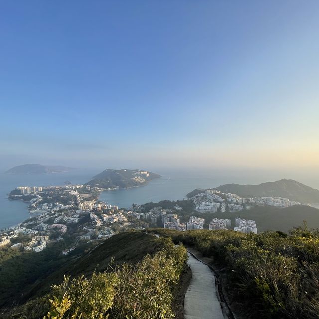  看不見盡頭的孖崗山梯級👻