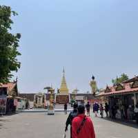 อิ่มบุญ อิ่มใจ และชมวิววัดพระธาตุดอยคำ🕍