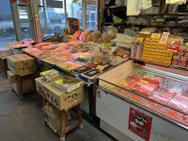 【青森】朝イチで新鮮な海鮮丼