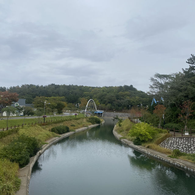 Beautiful view of Samhakdo Island 