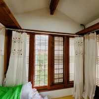 전주 한옥마을의 예쁜 한옥 색동저고리