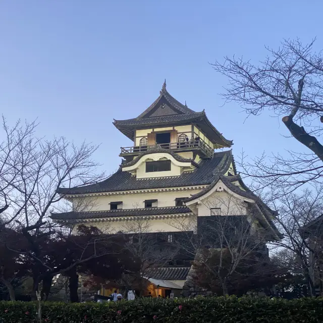 日本國寶犬山城