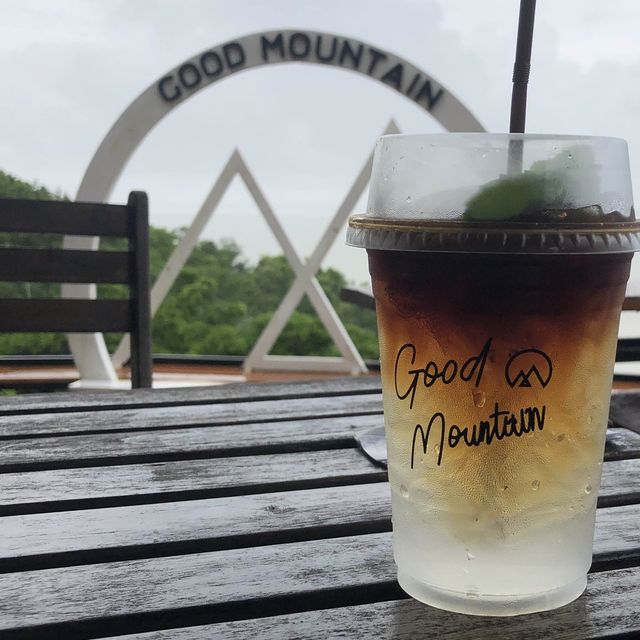 Dining on Island's Peak!