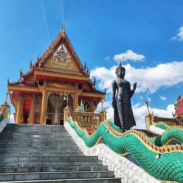 เที่ยวระนอง เข้าวัดไหว้พระก่อนนะ