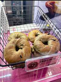 쫀득한 베이글과 크림치즈 조합 JMT🥯