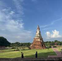 แต่งชุดไทยตามออเจ้า ไปชมวัดไชยวัฒนาราม 