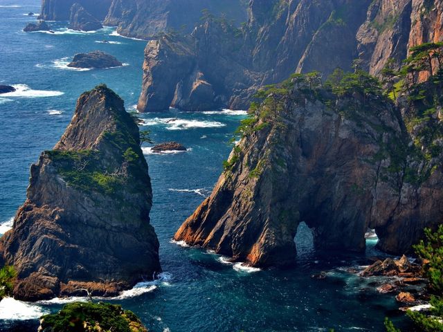 The stunning Kitayamazaki Coast
