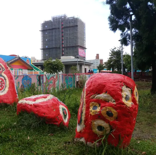 เช็คอินหมู่บ้านสายรุ้ง rainbow village