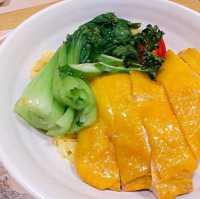 瑞記海南雞（永吉店）-橙黃海南雞秀色可餐，餐點樣樣好吃無雷！