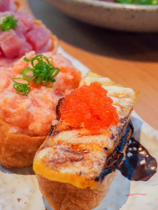 主打腐皮壽司的恐龍主題餐廳