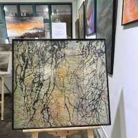 結合東方與西方的畫展！