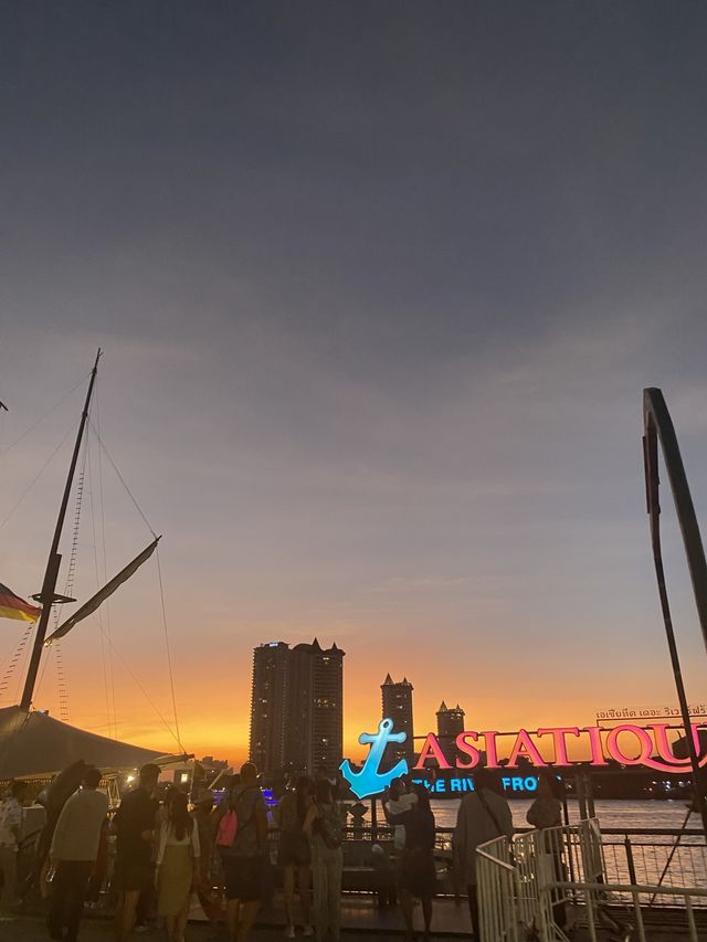 เอเชียทีคสถานที่เดท