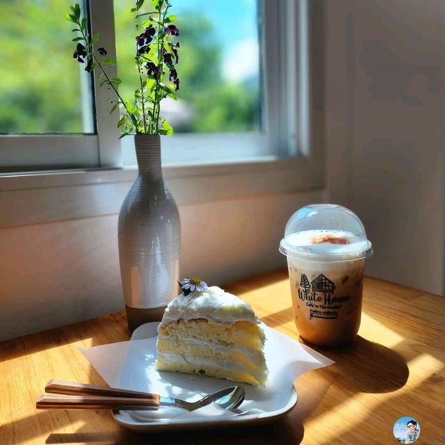 White House Cafe in the garden