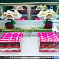 お菓子だけじゃない！　USJ　ハニーデュースク