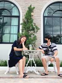 “หอมละมุน” คาเฟ่เปิดใหม่สไตล์ฝรั่งเศส 