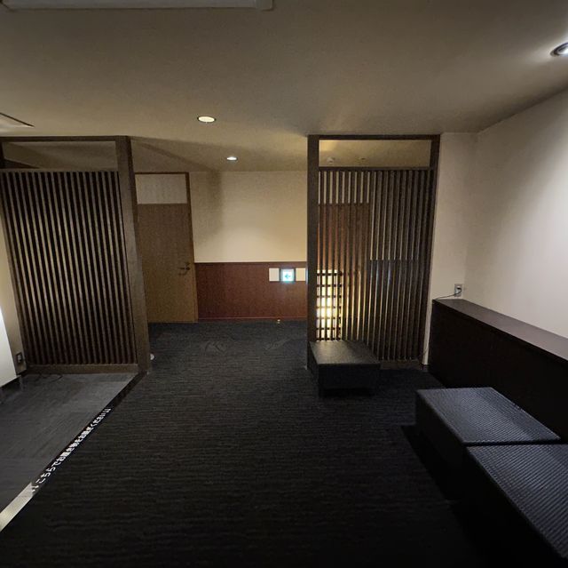 万座亭の温泉の様子
