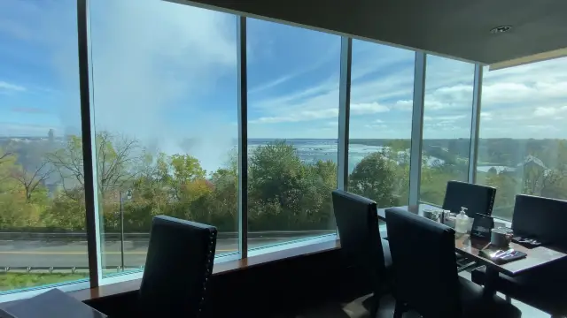 Beautiful fall-views at hotel’s breakfast 