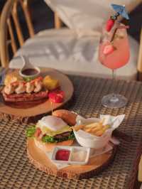 Andalay Beach Bar & Cafe