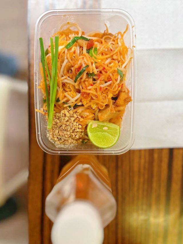 地道泰式海南雞飯