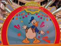 荃灣廣場 donald duck