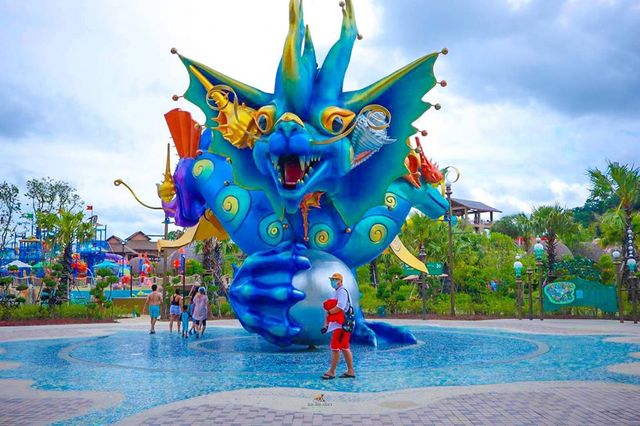 สวนน้ำเปิดใหม่ ใจกลางเมืองภูเก็ต🌊