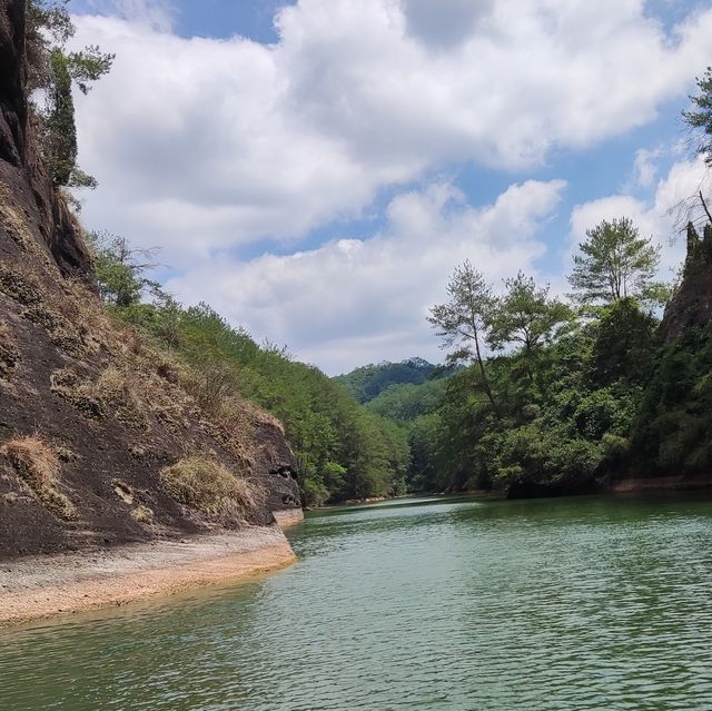 打卡福建連城石門湖船遊