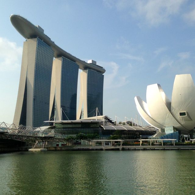 the innovative architecture of Singapore 