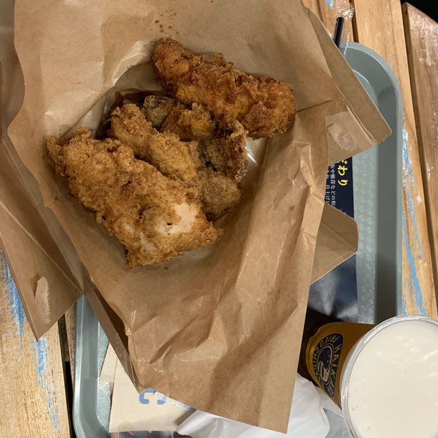 Fried chicken and beer in Akihabara 