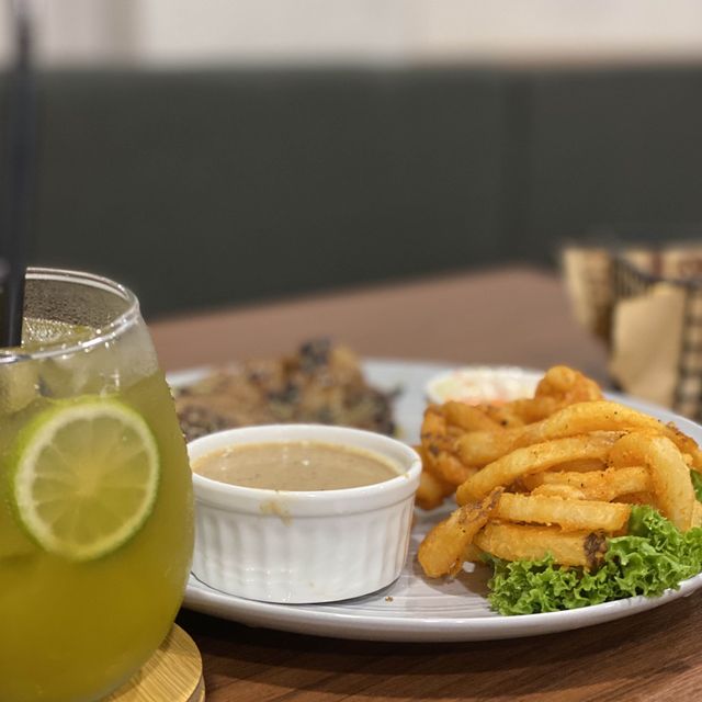 A stylist, insta-perfect cafe in Kota Bharu