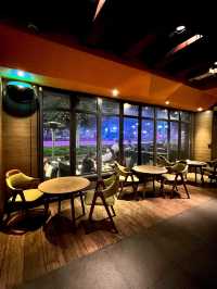 尖東一間泰chill 酒吧海景餐廳🍽🥳