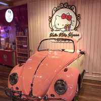 Hello Kitty Cafe Bangkok Thailand 