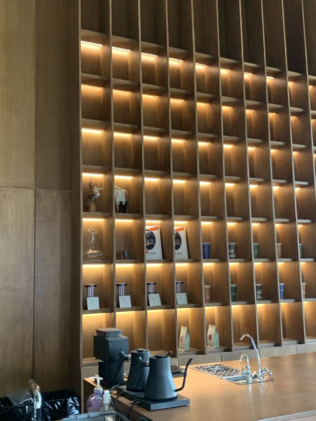 🤎☕️ 오이도 감성 갤러리 카페, 테일러 버튼 ☕️🤎