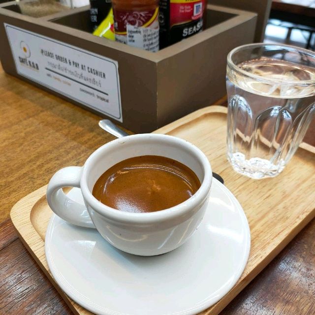 คาเฟ่เคโอบี (Café K.O.B) 