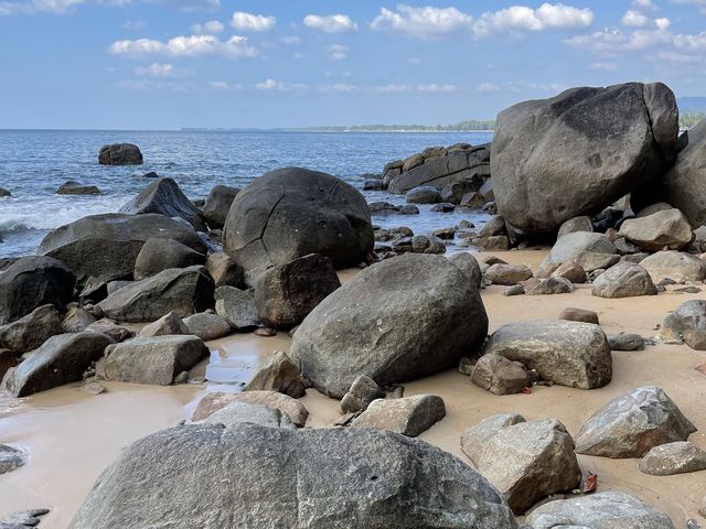 หาดลับๆในเขาหลัก 