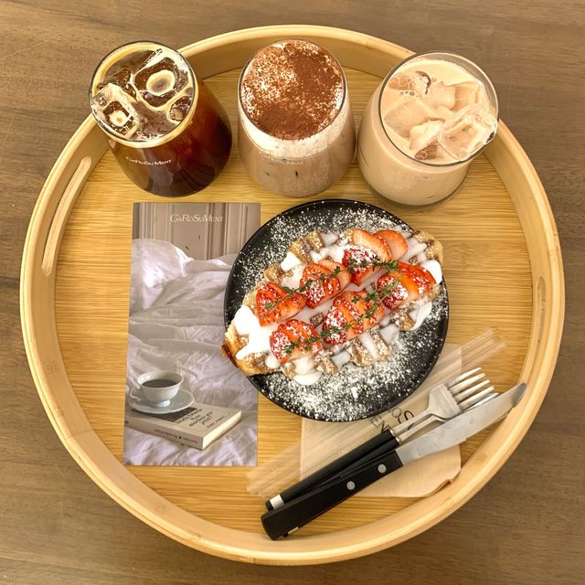 [🇰🇷, 창원]가로수길 쇼룸 감성의 핫한 카페, 가로수먼트 ☕️👚