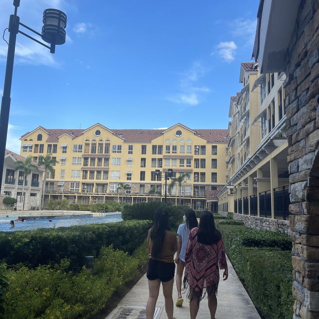 Cebu's Luxury Condominium at Amalfi di Mare Cebu's Luxury Condominium at Amalfi di Mare