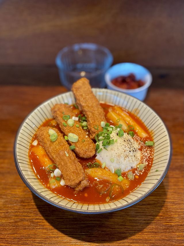 육회김밥과 차돌전골이 맛있는 교동 술집