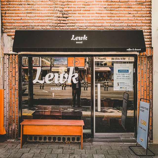 LEWK SEOUL 📍