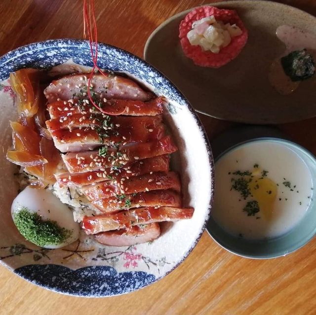 Green leaf by Japas lunch!