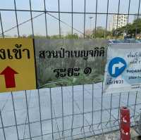 สวนเบญจกิติ และ Skywalk 