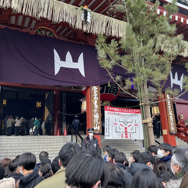 金龍山淺草寺正月初一祈福