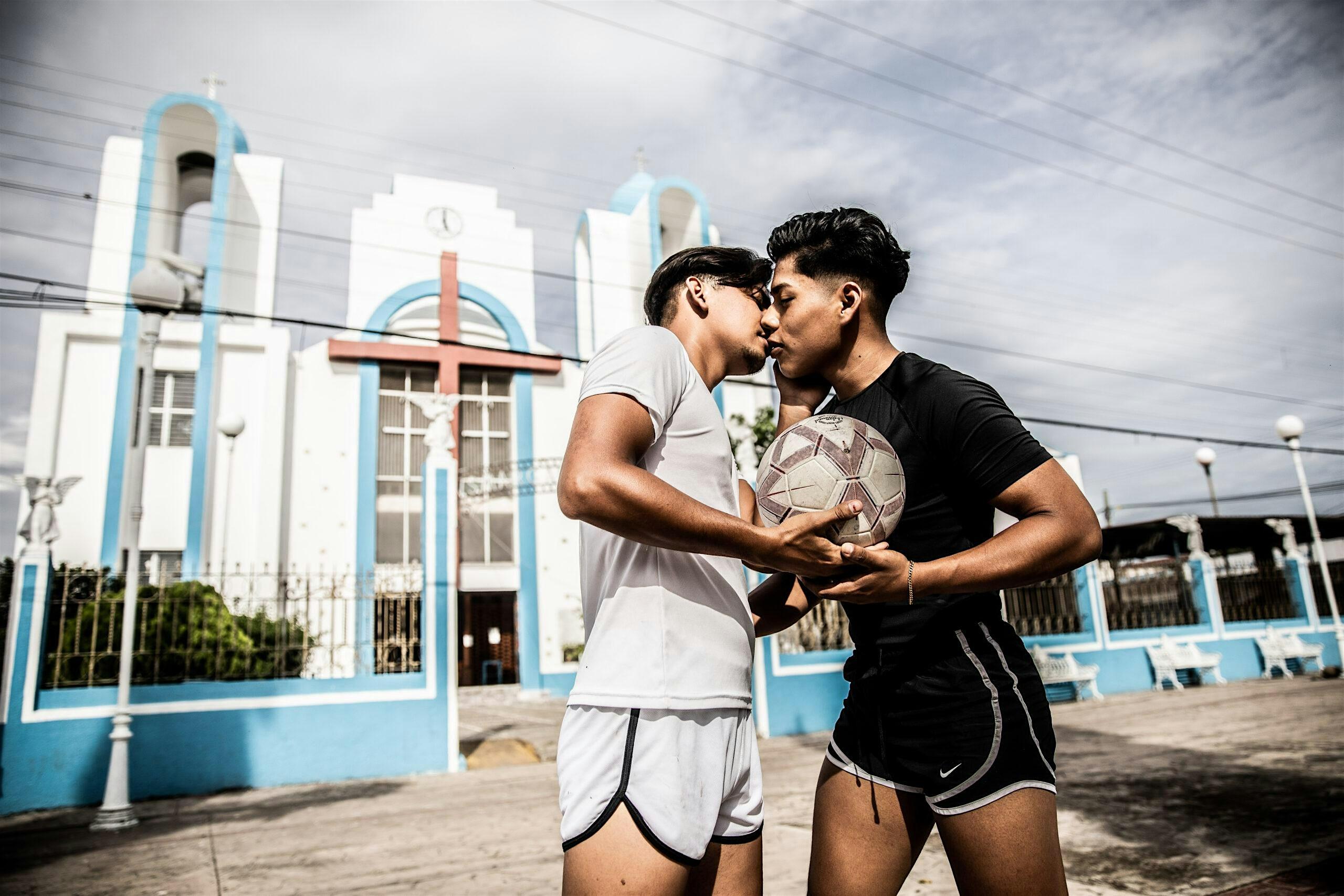 Different Beauty [artist talk] | Bohemian National Hall