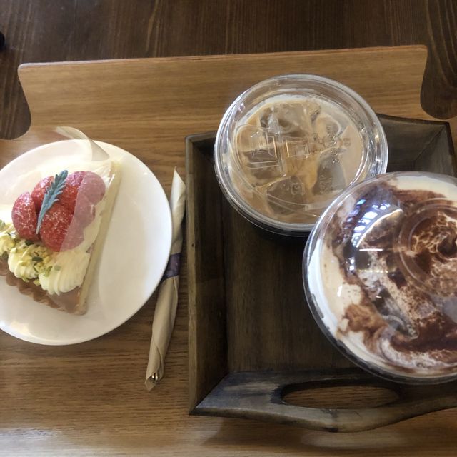 60년전 옛것과 현대가 공존하는 뉴트로 카페 ☕️
