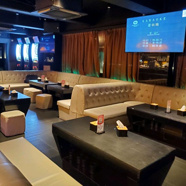 🍻新酒吧餐廳Friday Bar & Restaurant
