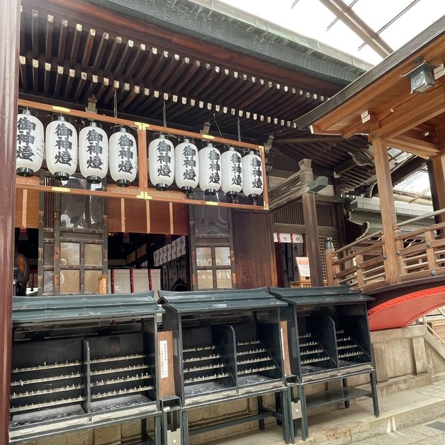 【大阪府】全国各地から参拝客が訪れるいしきりさんへ