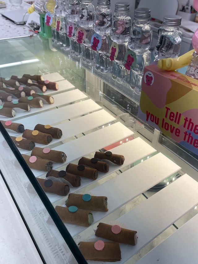 홍대 카놀리 맛집 필로베이커리🐻